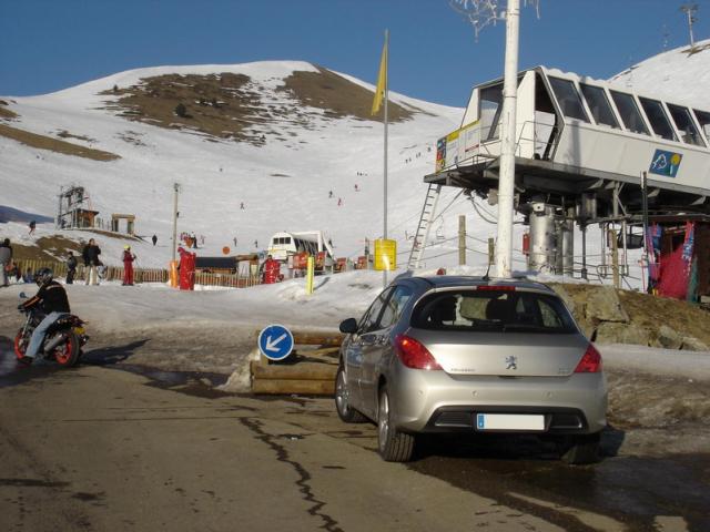 http://www.forum-peugeot.com/Forum/mesimages/20489/308 de Guillj - 27.jpg
